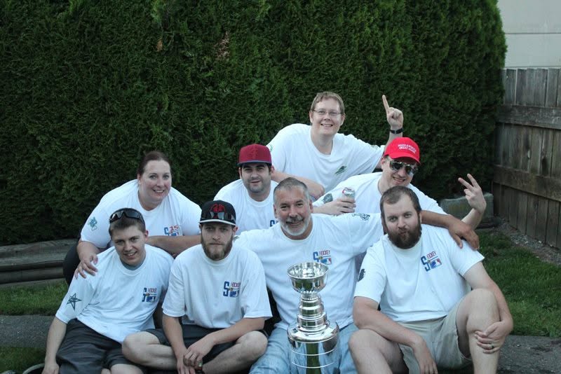 2016 league photo with the championship cup