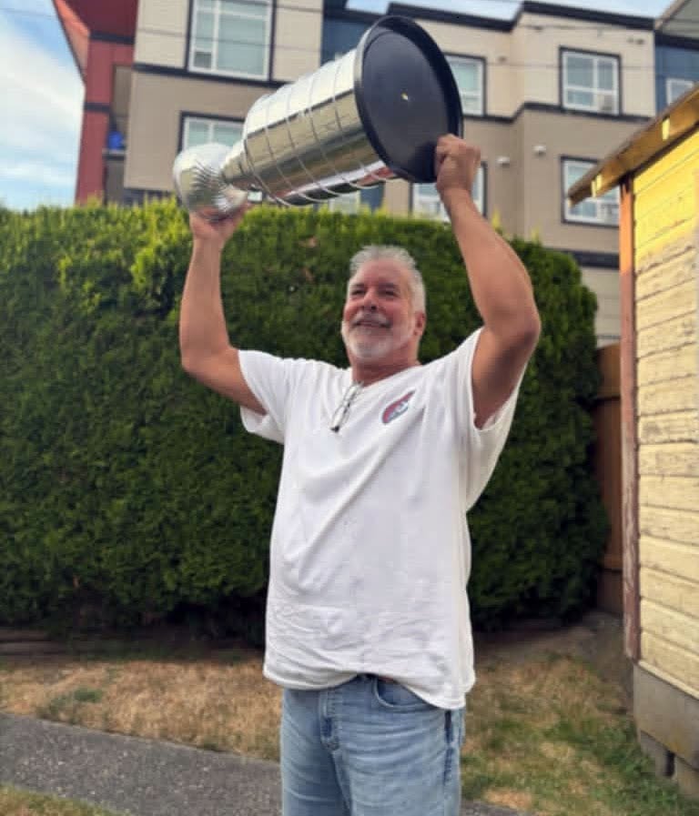 Steve Crawford hoisting the cup in 2025